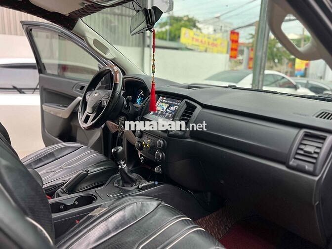 Ford Ranger 2022 XLS số sàn - 19000 km