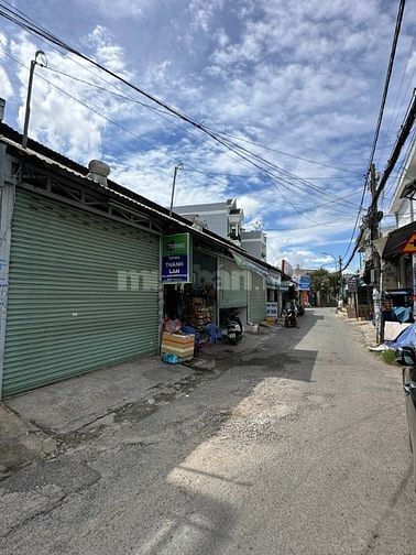 CƠ HỘI ĐẦU TƯ VÀNG - BÁN NHÀ MẶT TIỀN ĐƯỜNG THỚI TAM THÔN 11B, HÓC MÔN