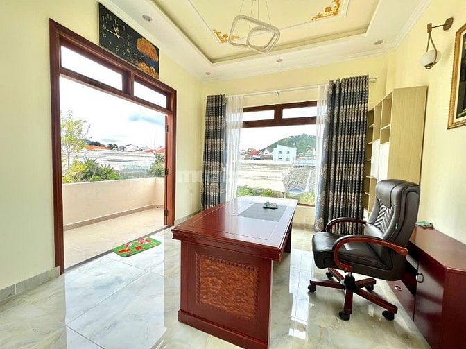 BÁN CĂN VILLA PHONG CÁCH HOÀNG GIA ở  TP. ĐÀ LẠT SIÊU ĐẸP, SIÊU SANG 