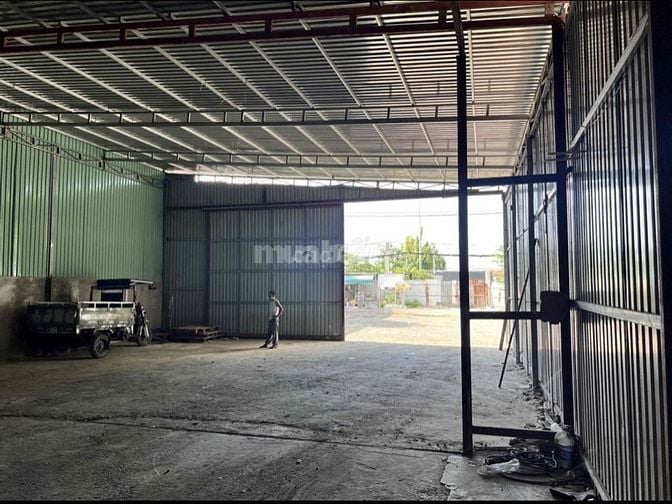 Cho thuê nhà xưởng  400m2, 600m2, 1100m2, 1400-1600m2 gần UBND Quận 12