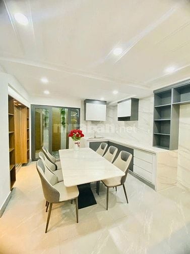 ĐỊNH CƯ GẤP, CHÍNH CHỦ RA GẤP NHÀ SIÊU HIẾM HUỲNH TỊNH CỦA P.8, Q3