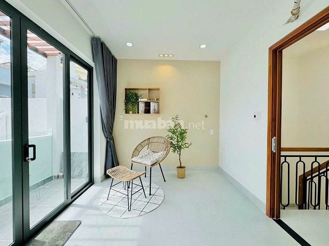 Thanh lý bán rẻ nhà Q.3 Lê Văn Sỹ giá 930/55m2, HXH/Shr bao thuế phí