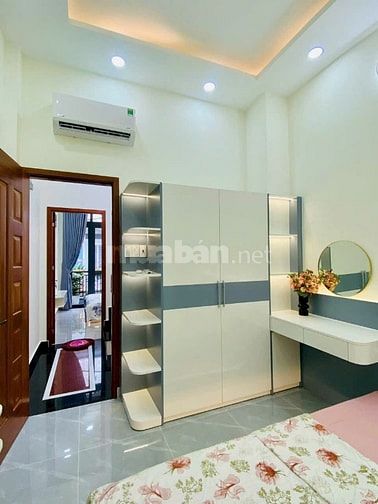 Bán gấp nhà 56m2 Bàu Cát 3. Phường 14. Tân Bình. Giá 2 tỷ 890. Bớt lộc