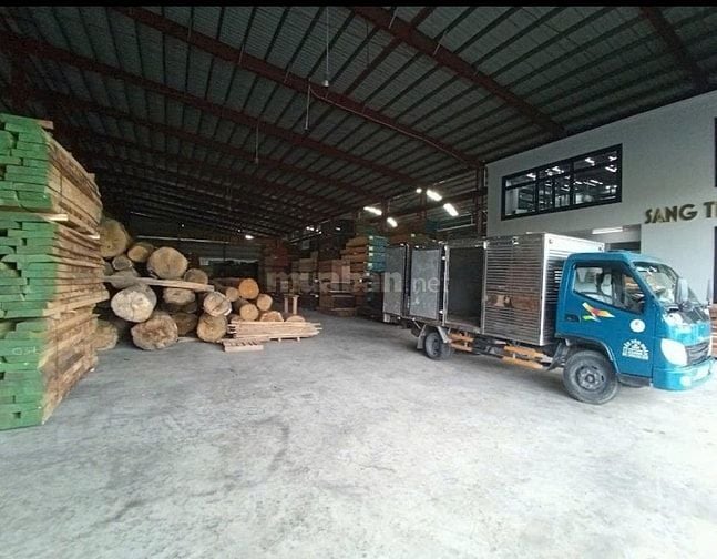 Bán kho xưởng Cụm CN Nhị Xuân, Hóc Môn  kv: 14.000m2 , xưởng: 9.000m2