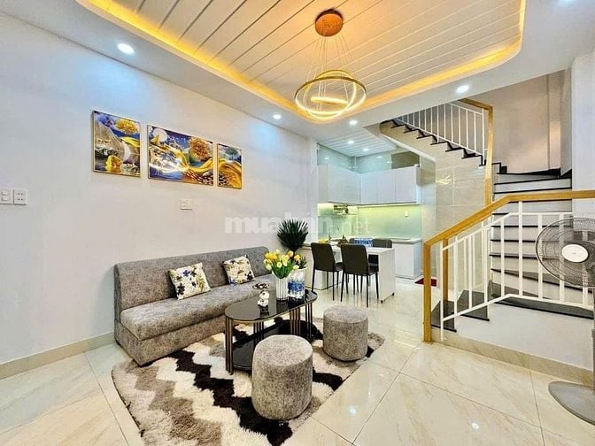 Bán gấp! Nhà 51m2 Nguyễn Đình Chính, P11, Phú Nhuận, hẻm 5m