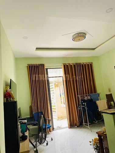 Bán nhà đẹp ở Ngay 62m2 nở hậu, Đ Trường Lưu, Q9, Hẻm xe Hơi Thông