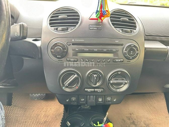 Bán xe Volkswagen New Beetle 1.6 Tubo SX 2010, ĐK 2013