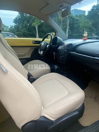 Bán xe Volkswagen New Beetle 1.6 Tubo SX 2010, ĐK 2013