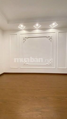 Bán nhà 5 tầng, ngõ 874 Minh Khai, trung tâm quận Hai Bà Trưng