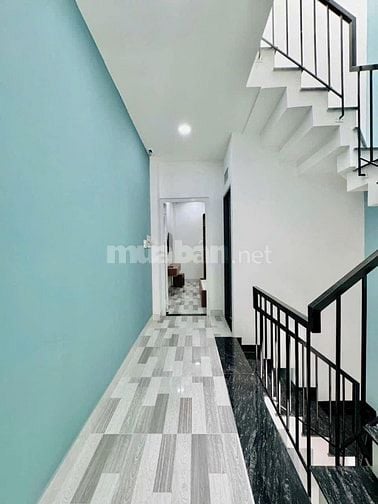 Bán gấp nhà đẹp 66m2, Lê Văn Việt, Long Thạnh Mỹ, Quận 9, hẻm xe hơi