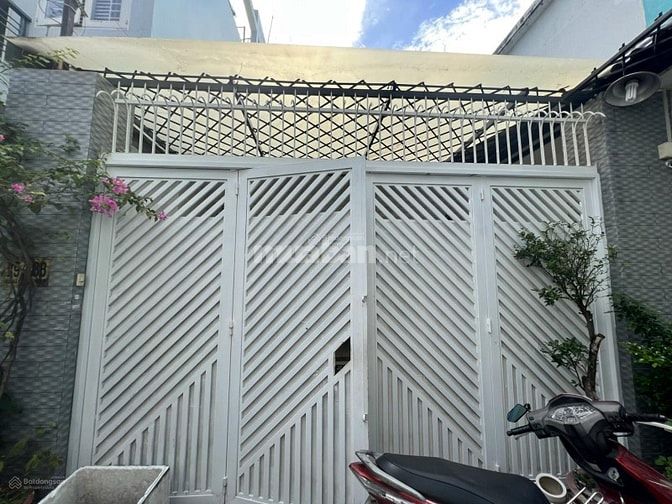 Bán nhà MT 113A Lý Thường Kiệt, Q11 gần Lữ Gia dt: 5m x 10m. 17.5tỷ