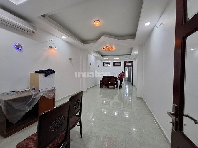 Mặt tiền Lý Thường Kiệt . 100m2 , 5 lầu ,9 PN , thang máy chỉ 28,5 tỷ