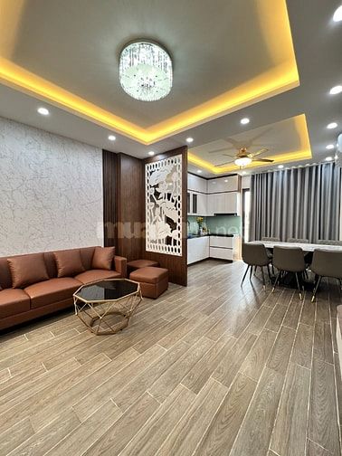  Ngõ 208 Giải Phóng 43m2*7 Tầng thang máy-ÔTô Kinh Doanh 13.5 Tỷ