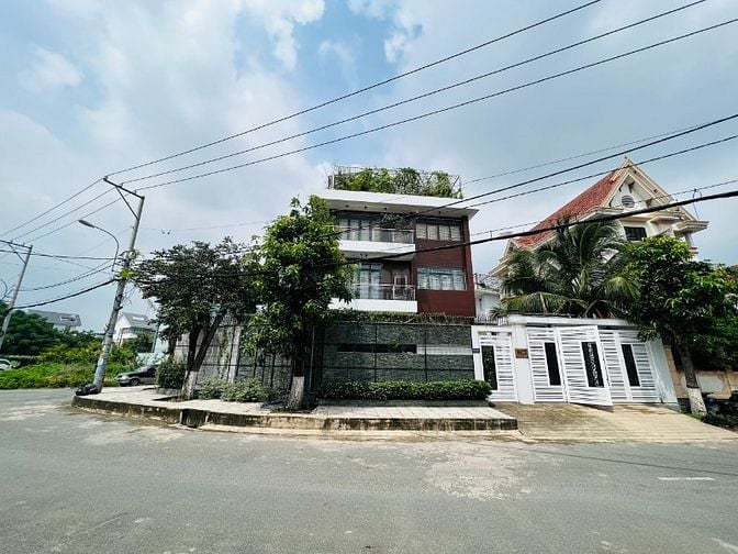 🏡 BÁN BIỆT THỰ ĐẲNG CẤP TẠI QUẬN 12 – GIÁ TỐT NHẤT KHU VỰC 🏡