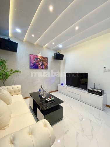 Nhà xinh Nguyễn Trãi, Q5 xây 62m2. Hẻm oto 6m, gần BV Chợ Rẫy.