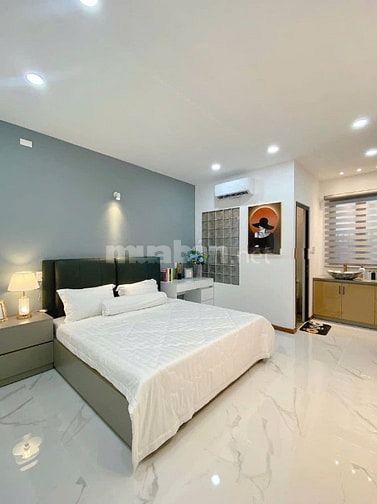 Nhà xinh Nguyễn Trãi, Q5 xây 62m2. Hẻm oto 6m, gần BV Chợ Rẫy.