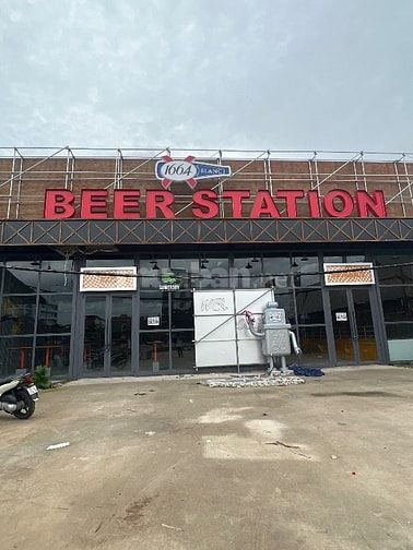 MT Ngan :22m X 50m ( Có Nhà tiền chế )mới 100%