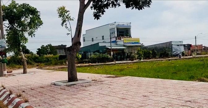 Cần bán Lô Đất 100m2 Giá 1,699 tỷ KDC Cảng Phước Đông SHR 100% Thổ Cư