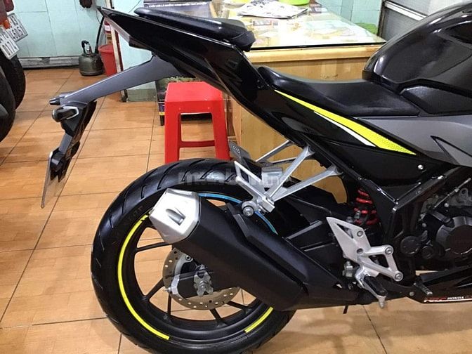 HONDA CBR 150cc.SX 2016,ZIN 100%. ODO 10K.XE CỰC ĐẸP. GIẤY TỜ XỊN.