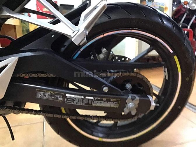 HONDA CBR 150cc.SX 2016,ZIN 100%. ODO 10K.XE CỰC ĐẸP. GIẤY TỜ XỊN.