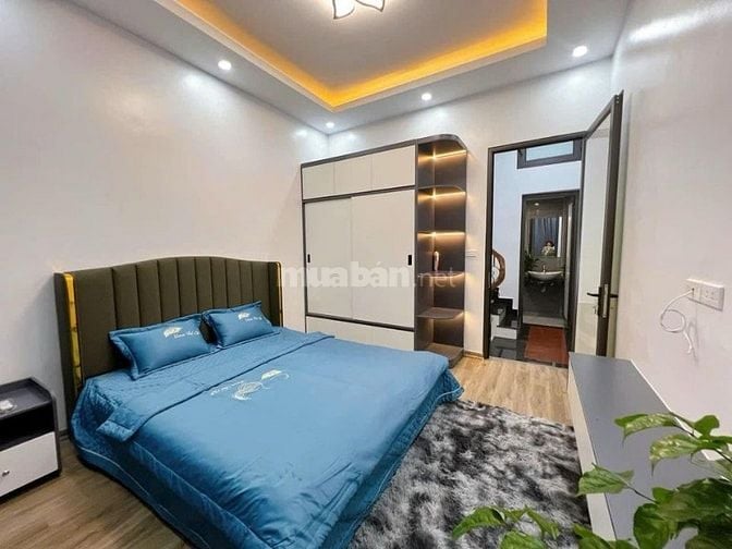 Nhà mặt phố Cổ Lý Nam Đế - HK, Dt 120 m2 sàn, Vị trí Đẹp, Gara Ôtô, KD