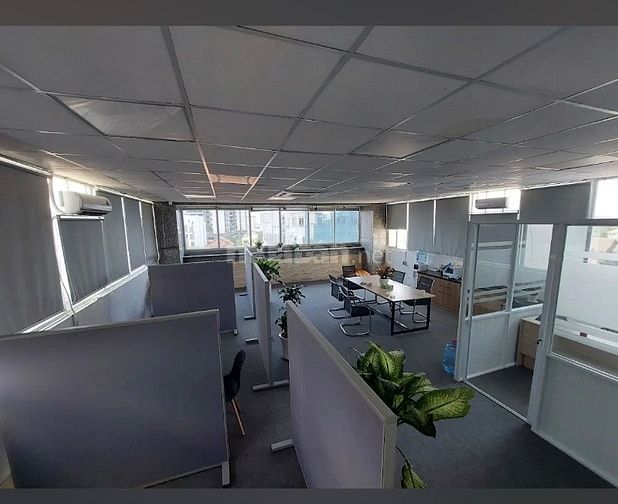 Dòng Tiền 3.6Ty/Năm,Bán Tòa Nhà Văn phòng&CHDV MT Tống Hữu Định 110TY
