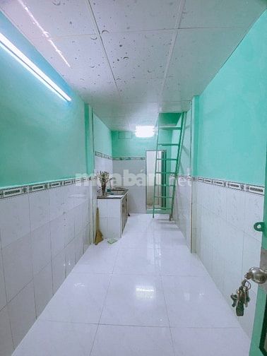 HIẾM QUẬN 10 -HXH - 3 TẦNG - 4PN- SÁT CHỢ HOA KD TỐT