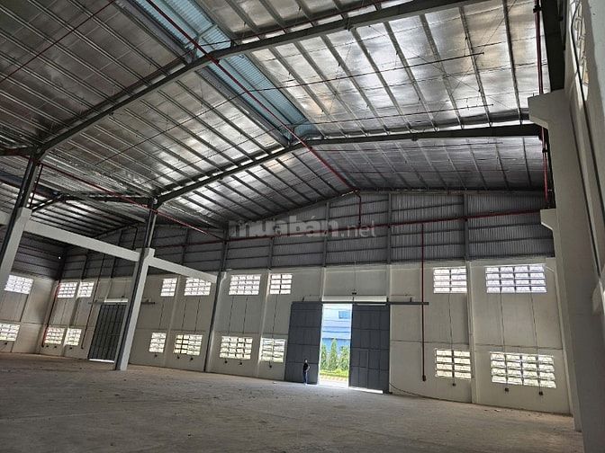 Cho thuê kho xưởng mới xây CCN Bến Lức,Long An kv:20.000m2,X: 10.400m2