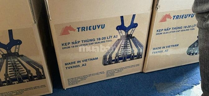 Kẹp Nắp Niêm Phong Thùng 18-20L