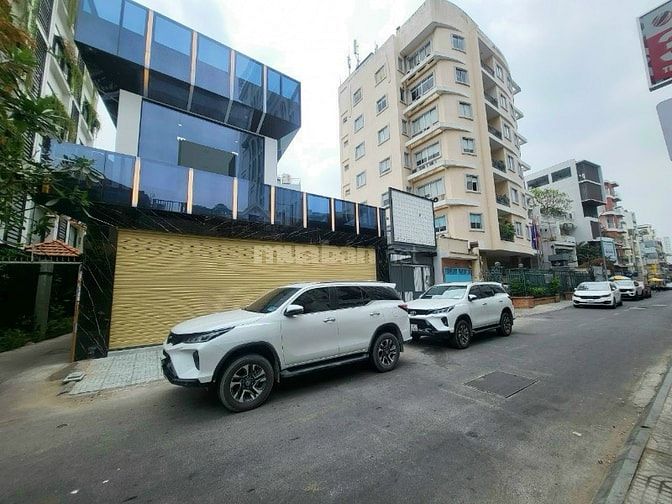 Cần Bán Nhà Góc 2 MT Thạch Thị Thanh, P.Tân Định, Quận 1, DT: 9.5x18m