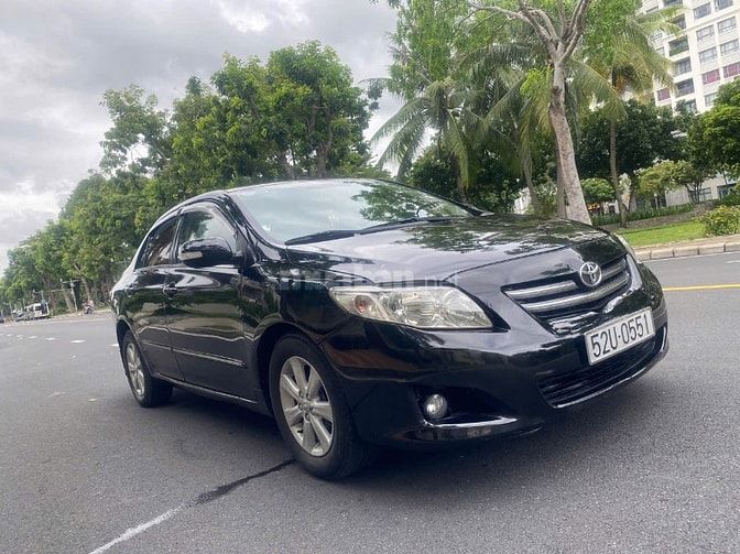 Đổi xe 7 chổ bán Corolla Altis số sàn 1 chủ mua mới đời 2008