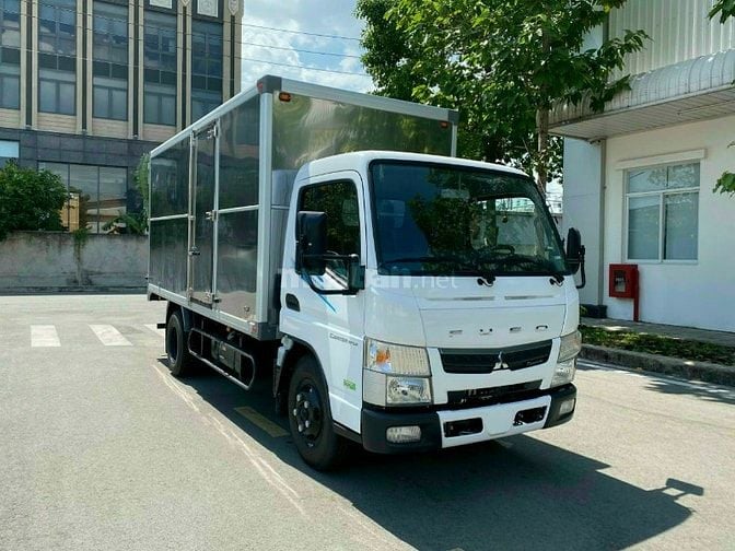 XE TẢI MITSUBISHI FUSO TF4.9 1,9 TẤN THÙNG 4M45