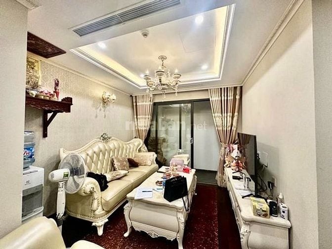 Giảm kịch khung em cần bán nhanh căn chung cư 72m2 tòa HC Golden City 