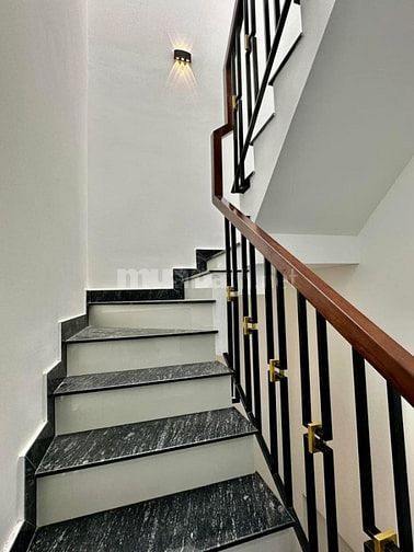 3,5 x 14 , 2 lầu 4pn , Sổ hồng hoàn công , nhà mới gần aeon 5ty9 tl 