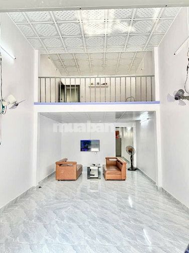 Bán Nhà cấp bốn Dt 80m2 sổ hồng riêng gần chợ Võ Thị Hồi