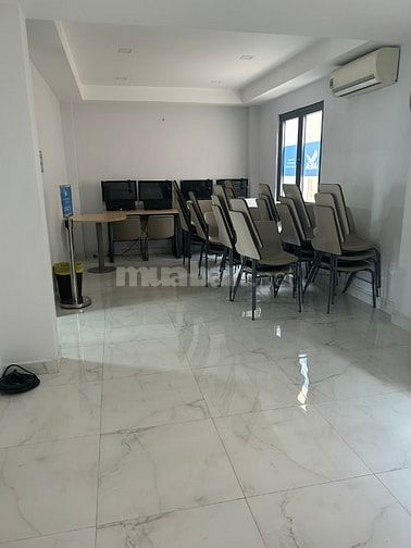 Nhà nguyên căn quận 4 800m2 tiện làm Căn hộ D.Vụ văn phòng trường học