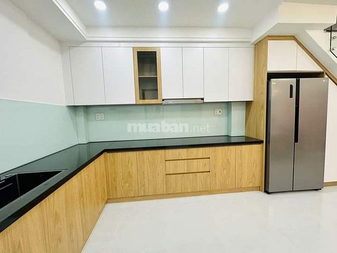 Kẹt vốn bán nhà Kha Vạn Cân, Linh Đông, Thủ Đức. Giá 3,82 tỷ/44m2, HXH