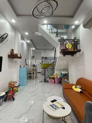 Bán nhà hẻm xh4m Ông Ích Khiêm Phường 14 Quận 11 giá 6,1 tỷ 45,4m2