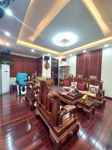 Bán gấp nhà đẹp Hai Bà Trưng, ngõ ô tô tránh, diện tích 60m², giá chỉ 