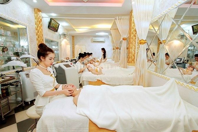 1 BV SPA  đường võ văn tần/ nghỉ chủ nhật/NHÀN