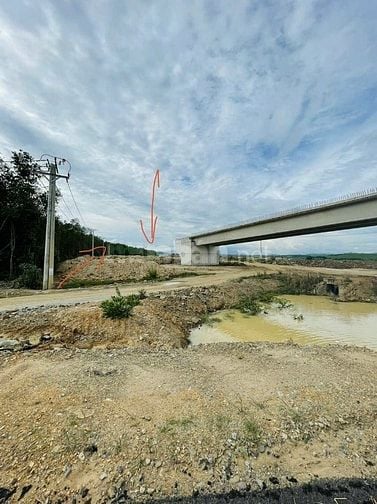 Bán đất mặt tiền đường xã Sông Phan, huyện Hàm Tân, Bình Thuận