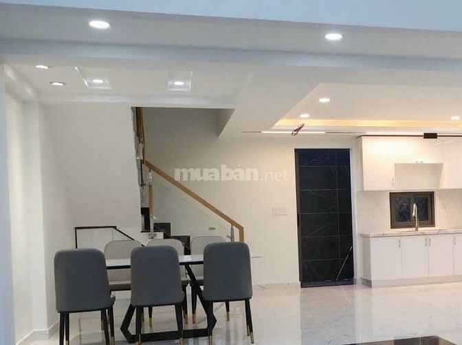 Bán nhà hẻm 382 Nguyễn Thị Minh Khai  DT: 3,8x8 . 1 Trệt Lửng ,Lầu 3PN