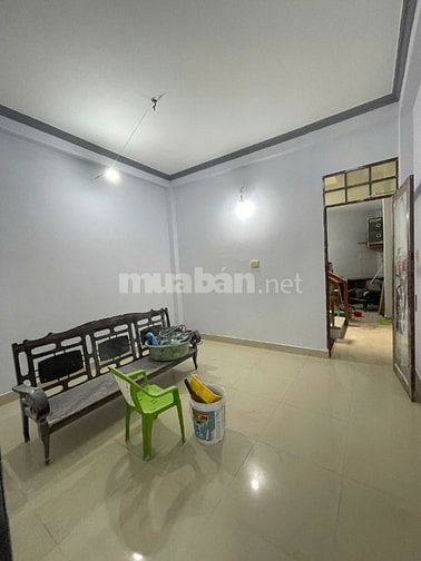 Cho thuê nhà mặt tiền chính chủ đường Hoà Bình, 4x12m, 1 trệt, 2 lấu