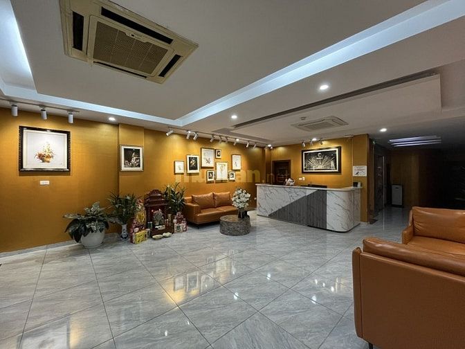 Bán tòa VP mặt phố Nguyễn Trãi, Thanh Xuân 220m x 11 tầng đắc địa.