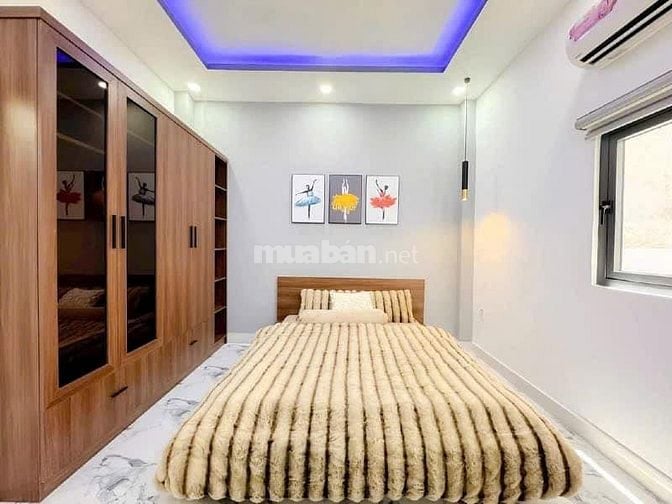 Cần bán gấp nhà 60m2 Âu Dương Lân Q.8 959tr, HXH/Shr bao thuế phí