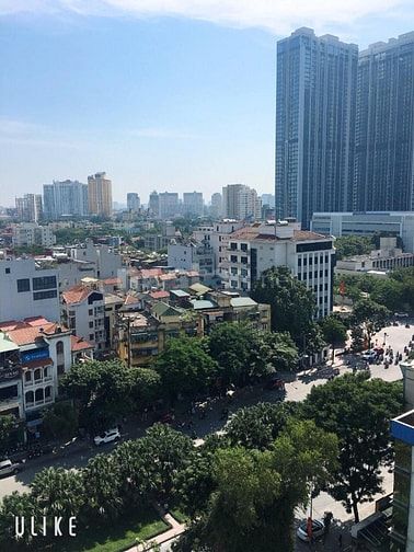 Cho thuê CHCC 3 PN, full nội thất tại tòa nhà Liễu Giai tower