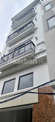 Bán nhà 41m² chính chủ tại Vĩnh Quỳnh, Thanh Trì, giá bán: 3.95 tỷ.