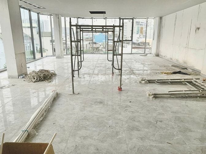 Mặt Tiền Thụt Cho Thuê Siêu Kinh Doanh 800m2 Hai Bà Trưng  quận 1