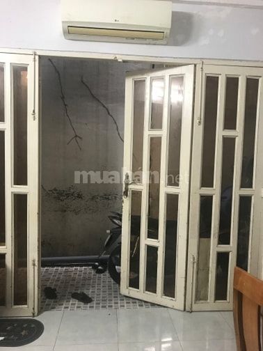 Bán nhà nhỏ Quận 7 hẻm 350 Huỳnh Tấn Phát