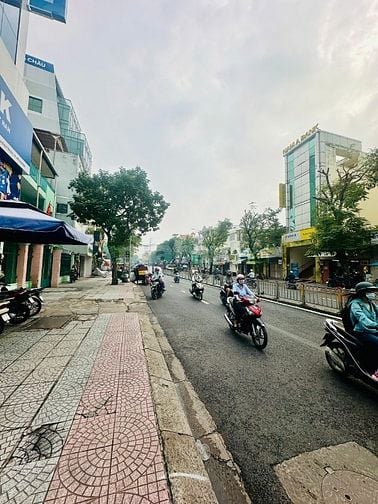 113 - 115 Xô Viết Nghệ Tĩnh, Phường 17, Quận Bình Thạnh.